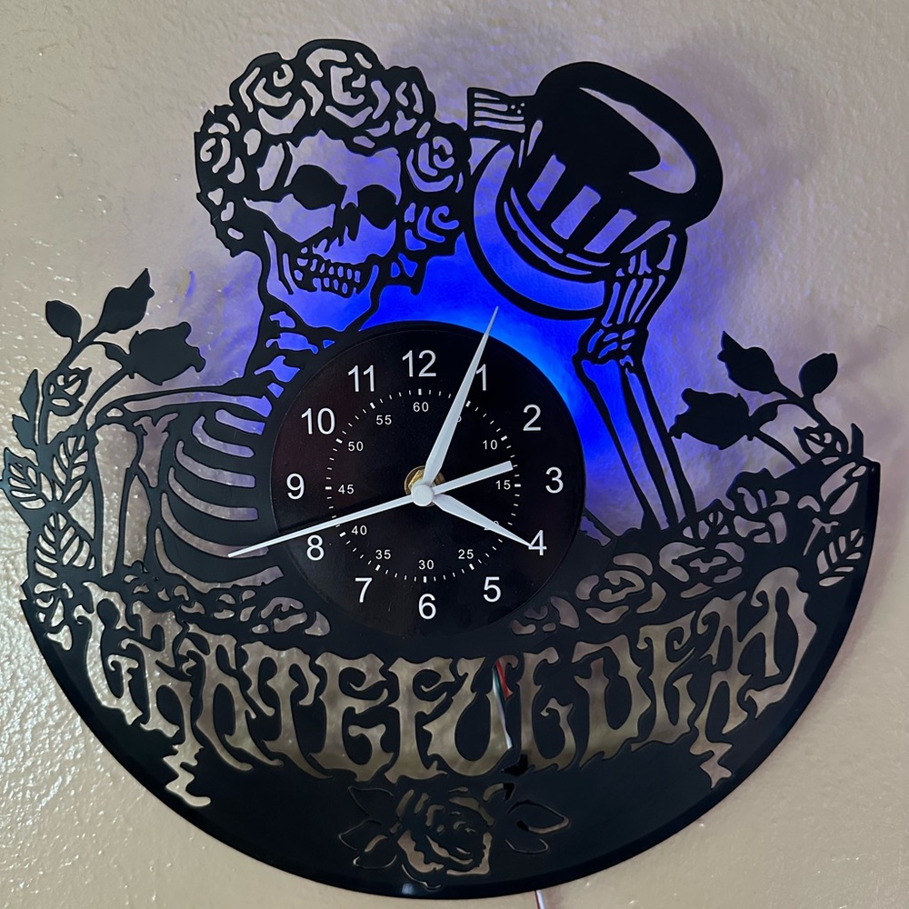Grateful Dead Inspired Black Bertha Skeleton Wall Clock - LED Accent - Picture 11 of 13